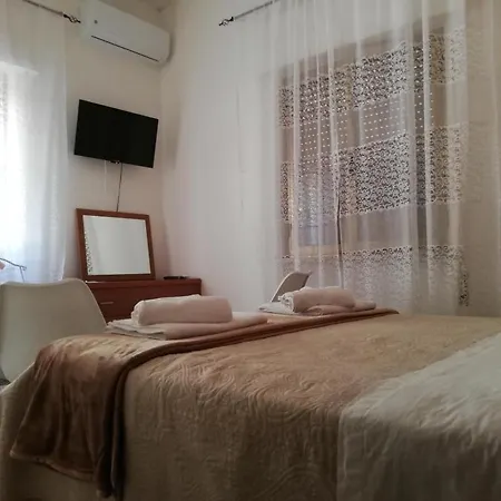 B E B House Relax Alojamento de Acomodação e Pequeno-almoço Silvi Paese