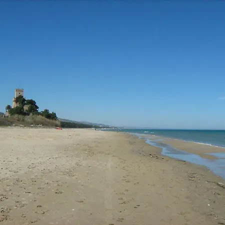 B E B House Relax 3* Silvi Paese