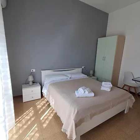 B E B House Relax Bed & Breakfast