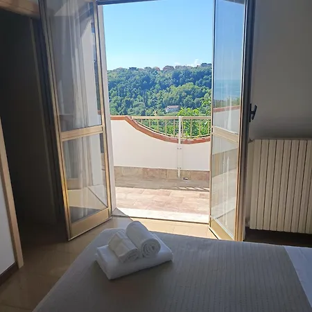 B E B House Relax Silvi Paese