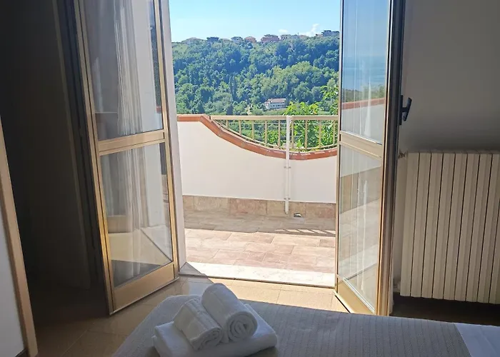 B E B House Relax Silvi Paese